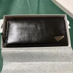 KINGZ スクエアプレート 長財布 ブラック チャーム付き