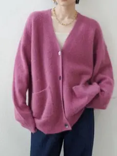 【LARUTA】ふわふわフォックス混Vネックカーディガン　ピンク