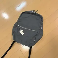 ❮新品❯ BEAMS DESIGN 軽量 リュック バックパック グレー