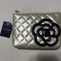 CLATHAS ゴールド キルティングポーチ　ポケットティッシュ