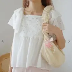 flower サニーグレーストップのサムネイル