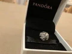 pandora チャーム