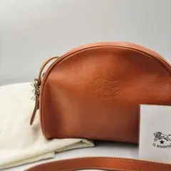 付属品付き・近年⭐️イルビゾンテ　ショルダーバッグ　ポシェット　ロゴ　ミニバッグのサムネイル