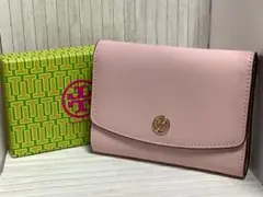 未使用　トリーバーチ財布 Tory Burch - ほぼ未使用 トリーバーチ 2つ折り財布 刺繍 鳥 花