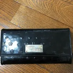 セシルマクビー財布のサムネイル