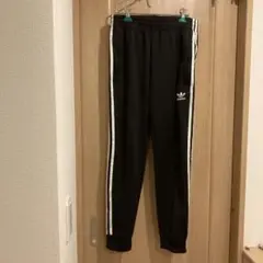 ケ　adidas ブラック ストライプ トレーニングパンツ