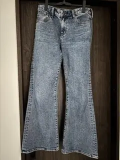 【週末限定価格】GU スリムフレアジーンズ 356423