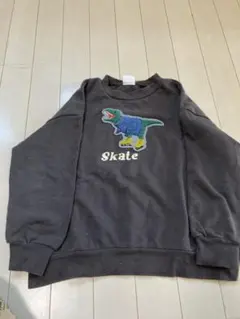 ブリーズ　恐竜　トレーナー　120㎝