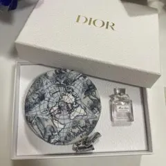 Dior Miss Dior ミニ香水＆ポーチセットのサムネイル