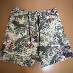 DIESEL カモ柄　ショートパンツのサムネイル