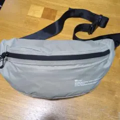 （新品）wpc ボディバッグ ベージュ 2025年新作