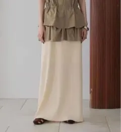 ローリーズファーム　カットリブタイトスカート