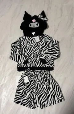 ✓新品 130cm クロミ 可愛い パジャマ なりきり 着ぐるみ ゼブラ柄