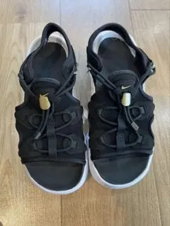 ナイキ　NIKE エアマックス　ココ ブラックホワイト 23cm