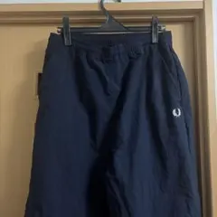 FRED PERRY × BEAMS 別注 ナイロンパンツ ネイビー Ｍサイズのサムネイル