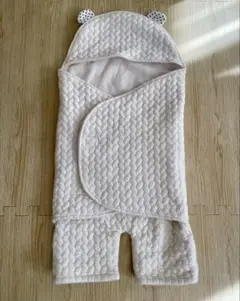アカチャンホンポくまさんおくるみ