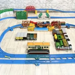 ぐるぐるブリッジ・レンガトンネル★プラレール★トーマス・レイアウト・大量セット