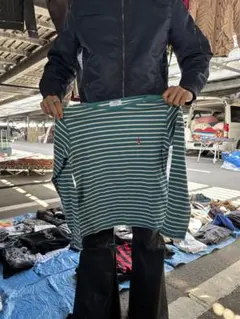 緑と白のストライプ長袖カットソー