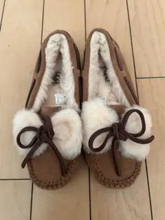 UGG アンスレー　【22cm】新品未使 2025年最新】ugg アンスレー 22の人気アイテム - メルカリ