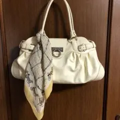 フェラガモ　ガンチーニ　バック