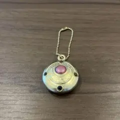 セーラームーン　ダイキャストチャーム　変身ブローチ　キーホルダー