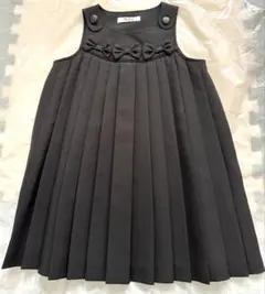 130cm リボン付き 黒いプリーツワンピース