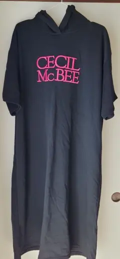 CECIL McBEE フード付き半袖 Tシャツワンピース 【新品・未使用】