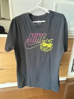NIKE The Nike Tee L グラフィックTシャツ