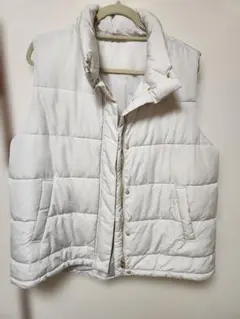 新品‼️ホワイト キルティングベスト