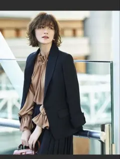 ルイルエブティック　エレガントなブラウン長袖ブラウス Mサイズ