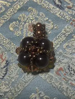 ビーズネックレス 装飾的な球体デザイン