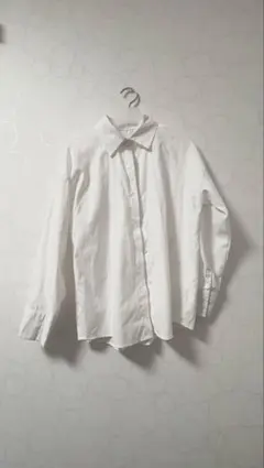 白シャツ 長袖