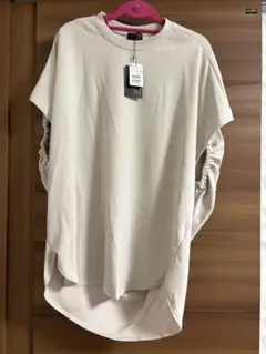 定価¥15000 グレージュ