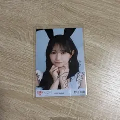 野口衣織 直筆サイン入り 生写真 - メルカリ