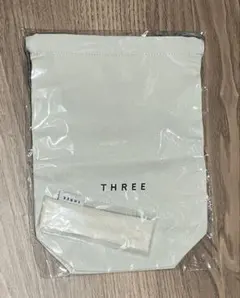THREE エッセンシャルセンツ　ポーチ&ケースセットのサムネイル