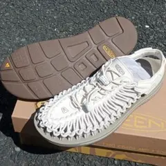 KEEN ユニーク　27.5cm