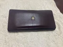 GIVENCHY PARIS 長財布 ダークブラウン