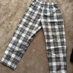GU ジーユー　チェック柄　イージーパンツ　ワイドパンツ