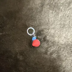 新品未使用 パペットスンスンめじるしアクセサリー、チャーム　いちご