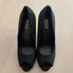 guess パンプス　ブラック　ヒールのサムネイル