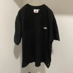 ディッキーズ Tシャツ ブラック　コットン　ワンポイント　ロゴワッペン　シンプル