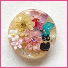 No.2679ハンドメイド ヘアゴム レジン ドライフラワー 黒猫ちゃん