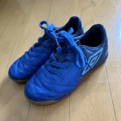 トレーニングシューズ