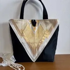 No.47 帯リメイクバック　黒地Ｖシルバーゴールド