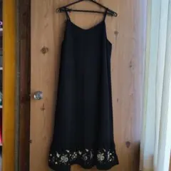 earth music＆ecology 　ブラック刺繍キャミワンピース