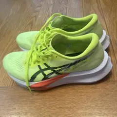 asics 蛍光イエローバレーボールシューズ - メルカリ
