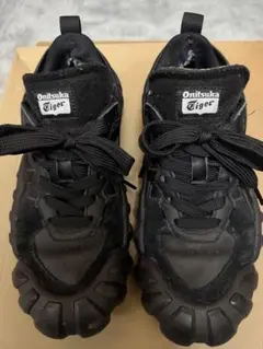 Onitsuka Tiger ブラックスニーカー　26.5cm