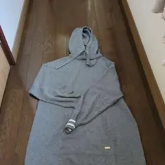 グレー フード付き ニットパーカーワンピース