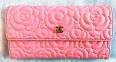 CHANEL　カメリア エンボス　キャビアスキン　ロングフラップウォレット