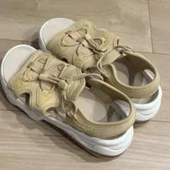 NIKE エアマックスココ サンダル ベージュ 美品 24cm
